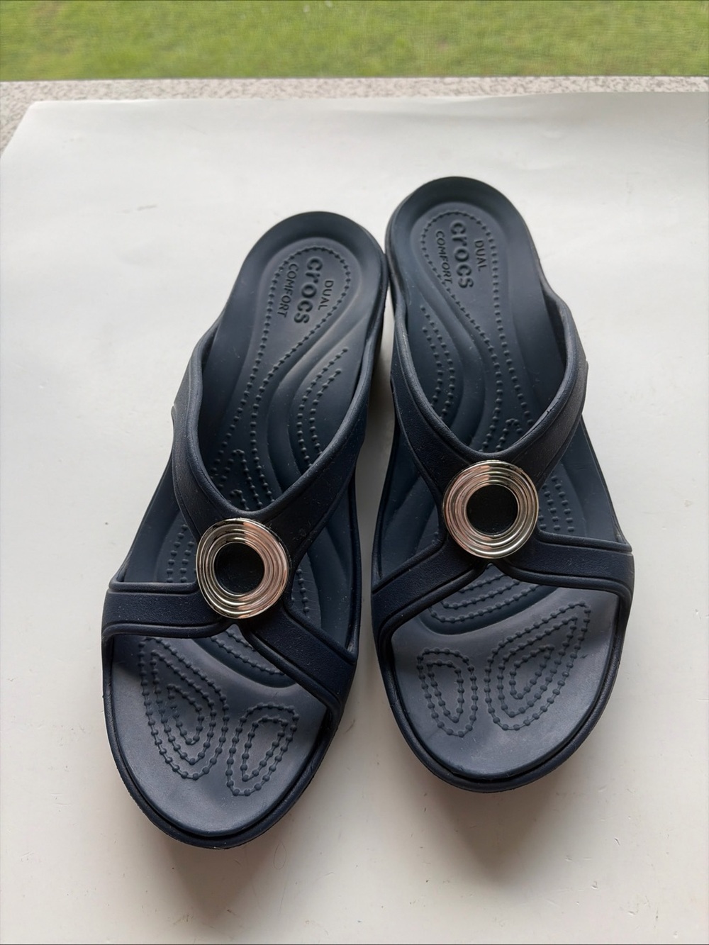 Crocs Sarah Flip Wedge Sandals Navy W10